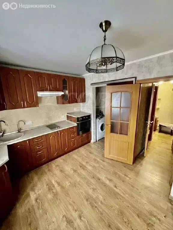 2-комнатная квартира: Тюмень, микрорайон Антипино, улица Александра ... - Фото 1