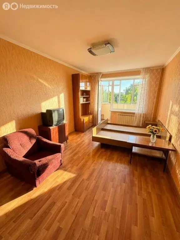 3-комнатная квартира: Белгород, улица 5 Августа, 38 (62.2 м) - Фото 2