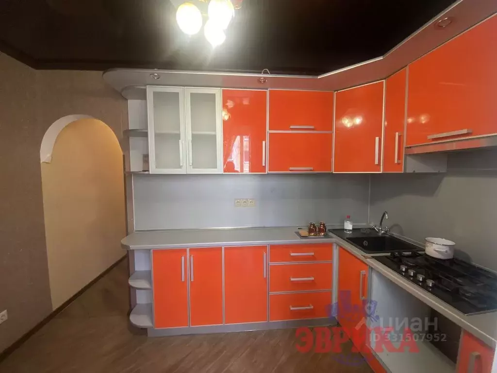 2-к кв. Краснодарский край, Крымск Надежда мкр, ул. Надежды (50.6 м) - Фото 2