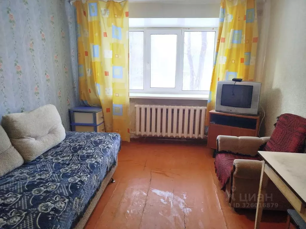 Комната Омская область, Омск ул. Петра Ильичева, 2 (14.0 м) - Фото 1