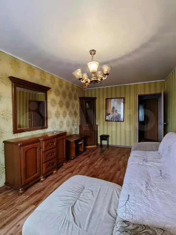 Комната 20 м в 2-к., 5/5 эт. - Фото 1