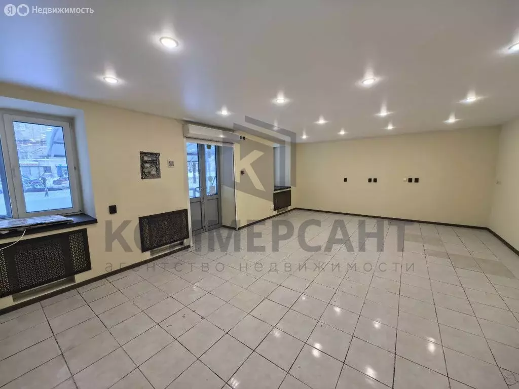 Торговая площадь (45 м) - Фото 1