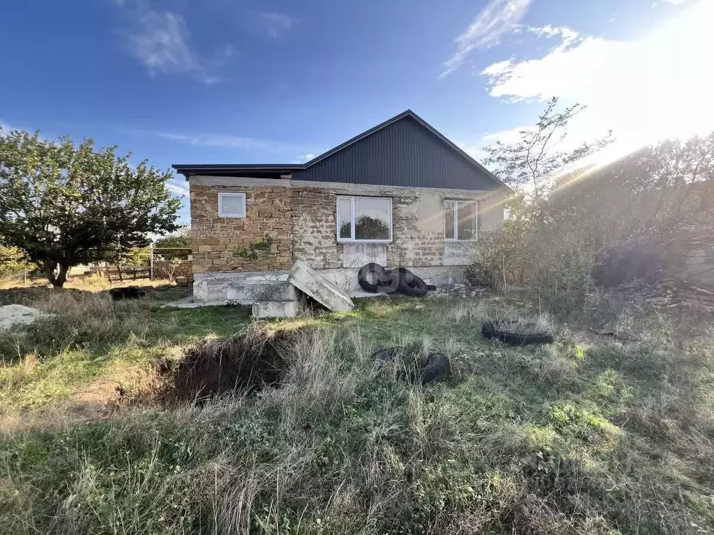 Дом в Крым, Советский пгт ул. Полевая (90 м) - Фото 2