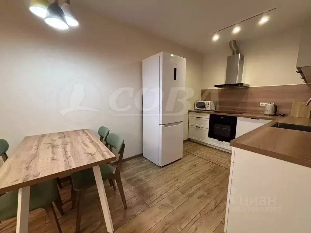 1-к кв. Тюменская область, Тюмень ул. Новоселов, 92 (43.0 м) - Фото 2