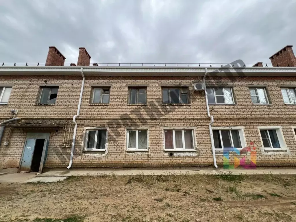 3-к кв. Калмыкия, пос. Кетченеры пер. Имени Э.Н. Гаряева, 4 (60.0 м) - Фото 1
