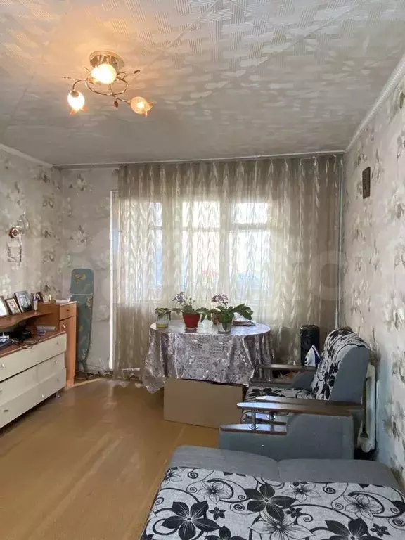 2-к. квартира, 60 м, 1/10 эт. - Фото 1