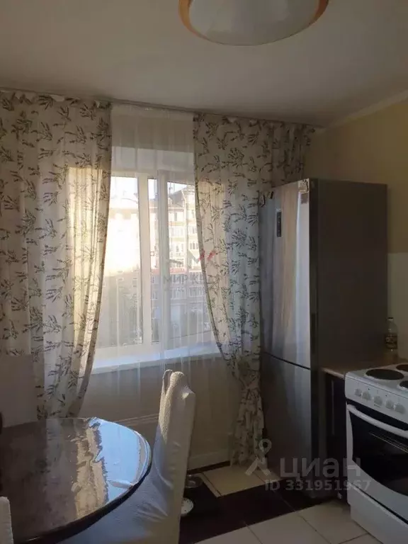 3-к кв. Хакасия, Абакан ул. Торосова, 8 (66.0 м) - Фото 2