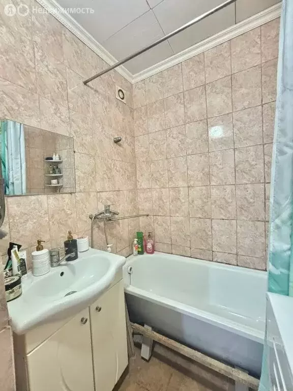 3-комнатная квартира: Алексеевка, улица Фрунзе, 1 (58 м) - Фото 1