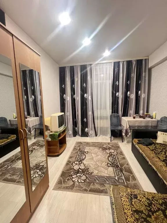 Комната Новосибирская область, Новосибирск ул. Королева, 32 (18.0 м) - Фото 1