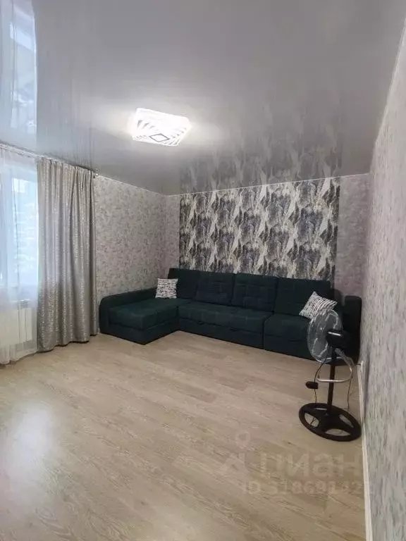2-к кв. Омская область, Омск ул. Красный Путь, 137/2 (60.0 м) - Фото 1