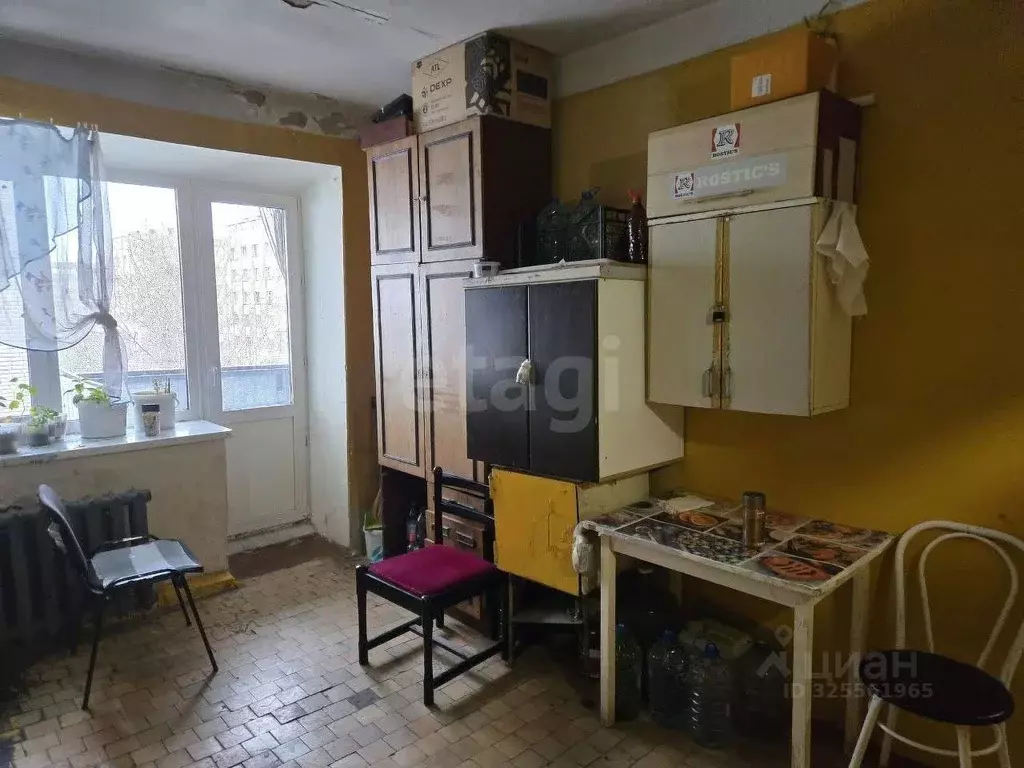 Комната Тюменская область, Тюмень ул. Республики, 216 (13.7 м) - Фото 1