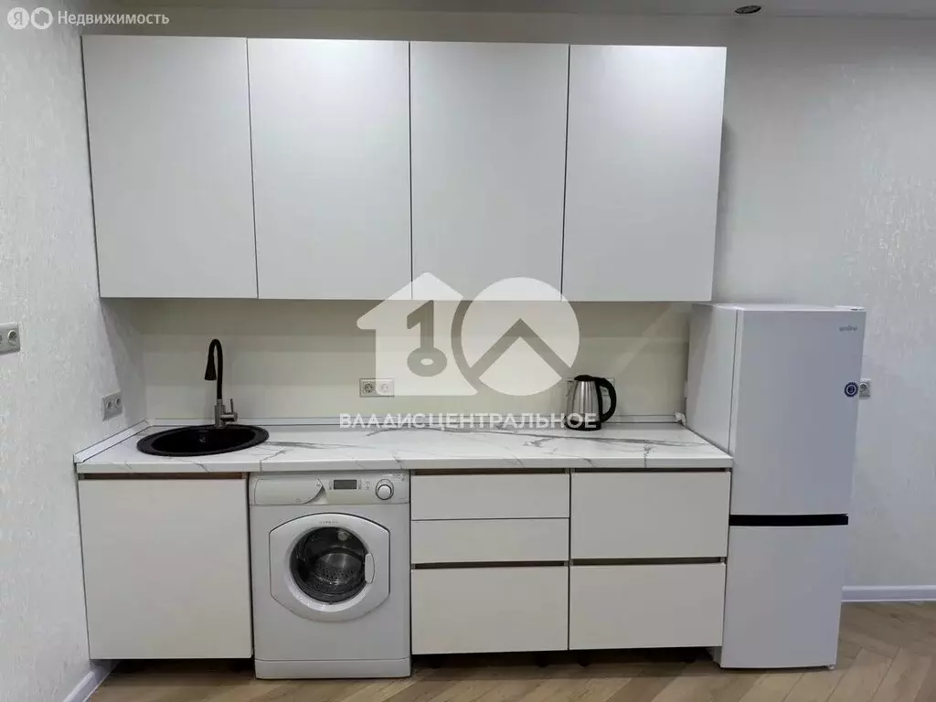 Квартира-студия: Новосибирск, улица Забалуева, 3/1 (30 м) - Фото 1