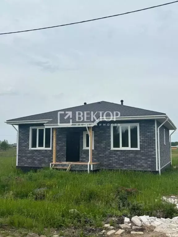 Дом в Ивановская область, Ивановский район, Беляницкое с/пос, д. ... - Фото 1