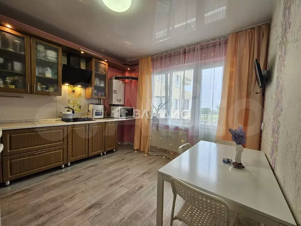 1-к. квартира, 50 м, 2/3 эт. - Фото 1