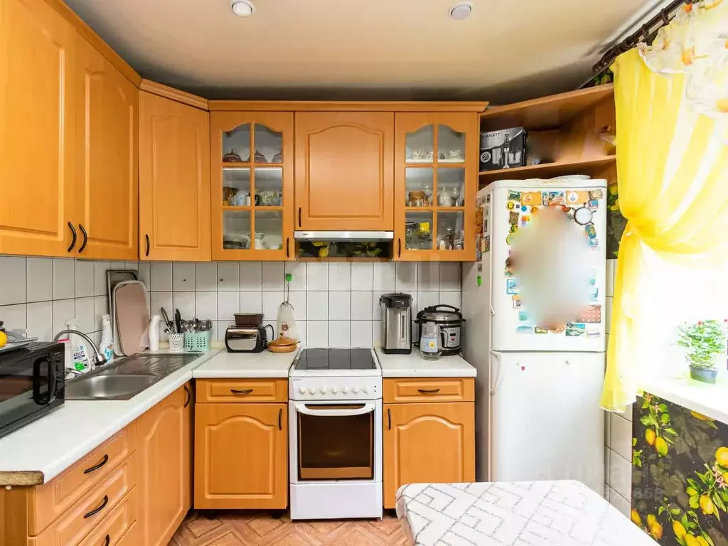 2-к кв. Тюменская область, Тюмень ул. Федюнинского, 3 (50.4 м) - Фото 1