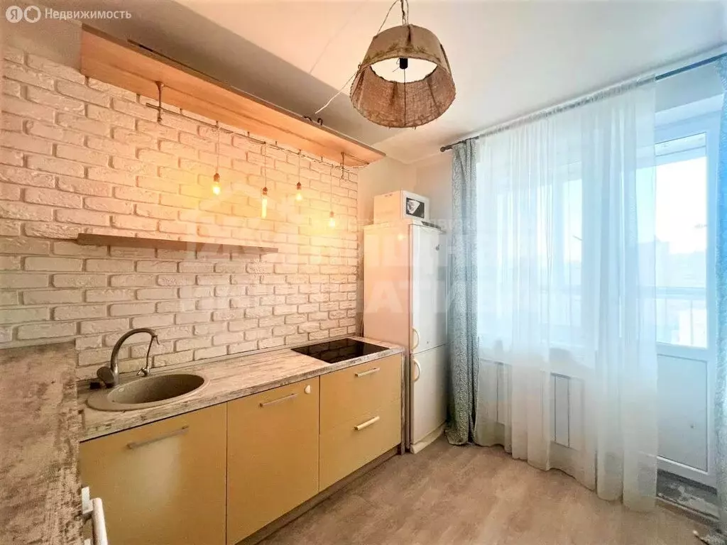 1-комнатная квартира: Уфа, Айская улица, 18/1 (38.9 м) - Фото 1