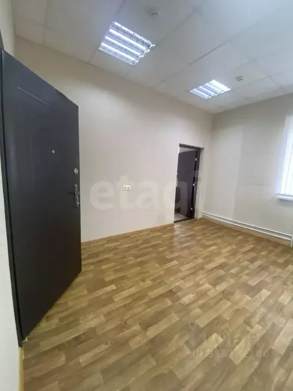 Офис в Коми, Сыктывкар ул. Морозова, 3 (42 м) - Фото 0