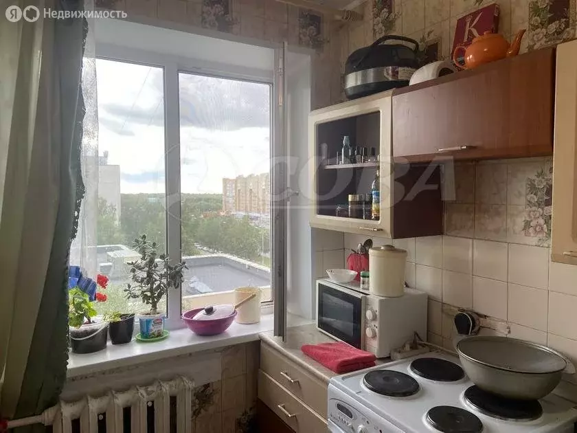 2-комнатная квартира: Тобольск, 6-й микрорайон, 37 (43.8 м) - Фото 0