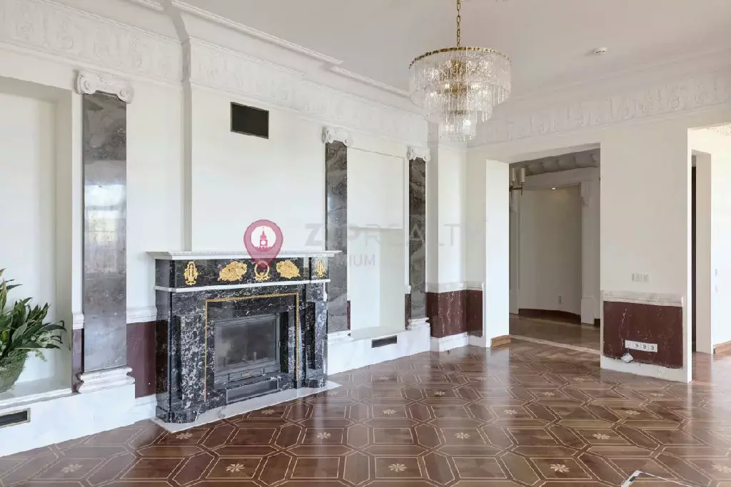 Продается 4-комнатная квартира - Фото 1