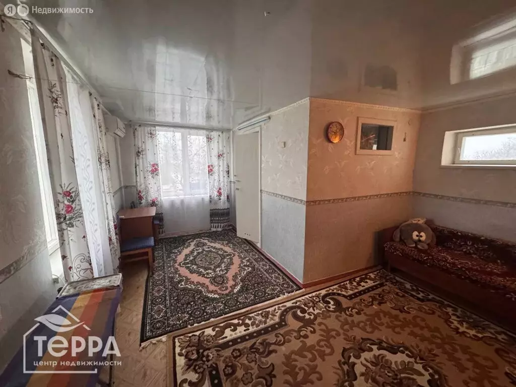 3-комнатная квартира: Евпатория, улица Полупанова, 70 (44.5 м) - Фото 2