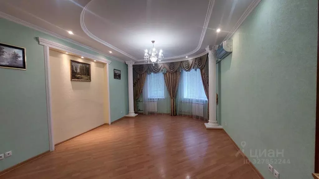 3-к кв. Астраханская область, Астрахань ул. Кирова, 84 (111.2 м) - Фото 2