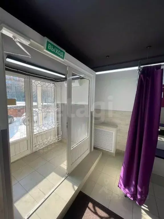 Помещение свободного назначения в Тюменская область, Тюмень Паровозная ... - Фото 1