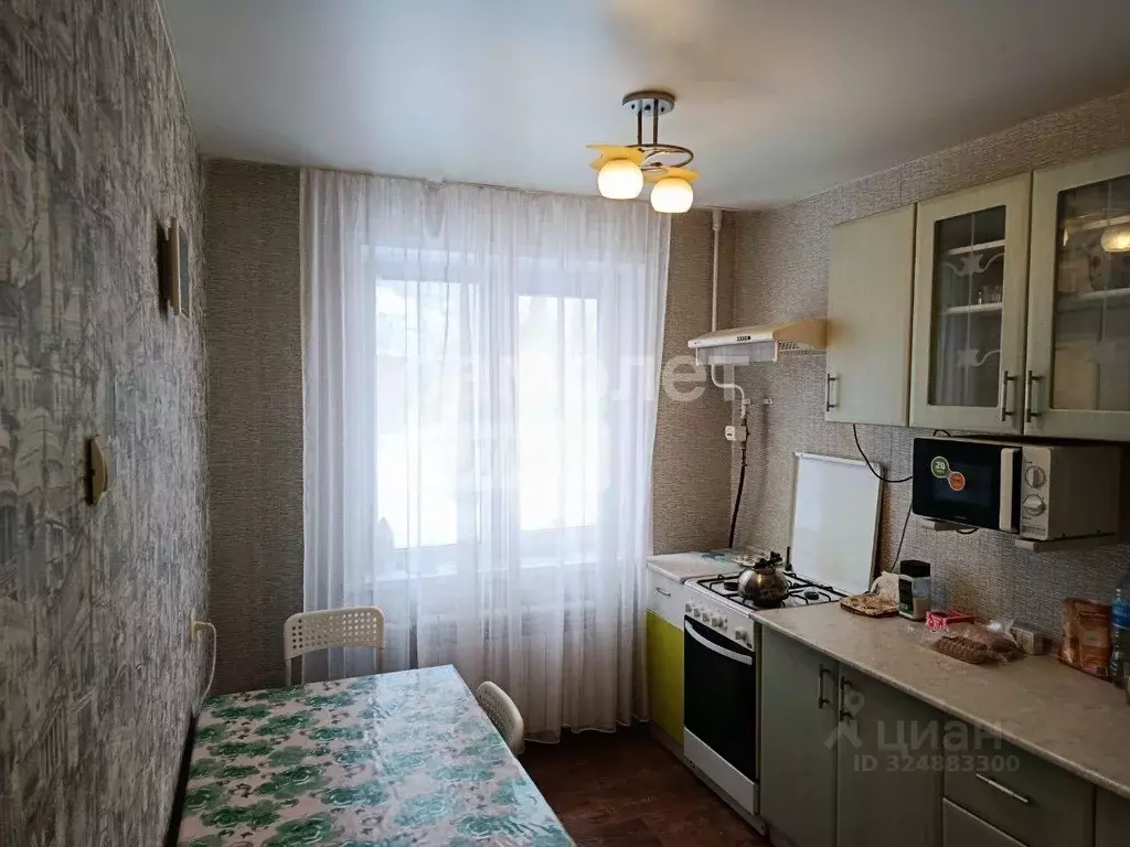 3-к кв. Курганская область, Курган Заозерный жилрайон, 5-й мкр, 3 ... - Фото 1