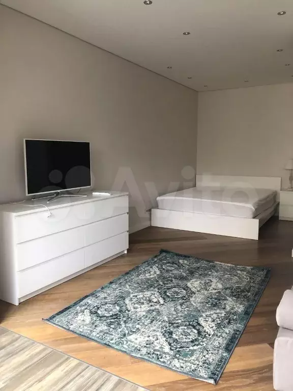 1-к. квартира, 40 м, 4/10 эт. - Фото 1