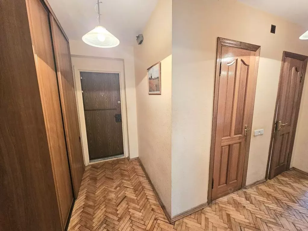 3-к кв. Москва ул. Медиков, 22к3 (65.0 м) - Фото 1