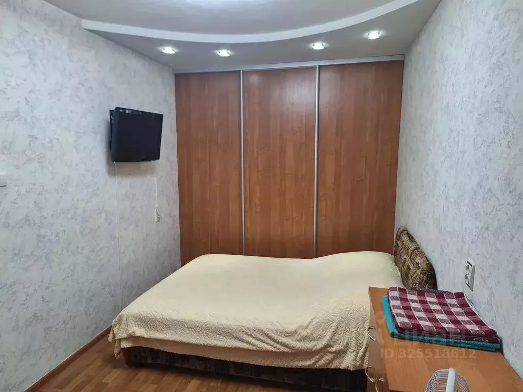 2-к кв. Ленинградская область, Тихвин 1-й мкр, 18 (45.0 м) - Фото 2