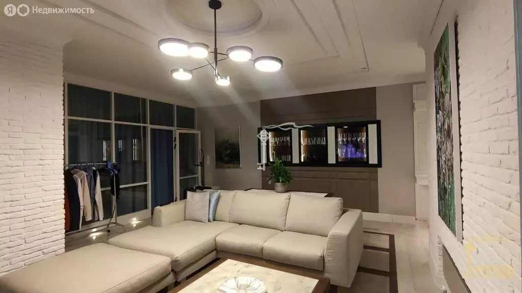 2-комнатная квартира: Ялта, Таврическая улица, 2Б (78.7 м) - Фото 2