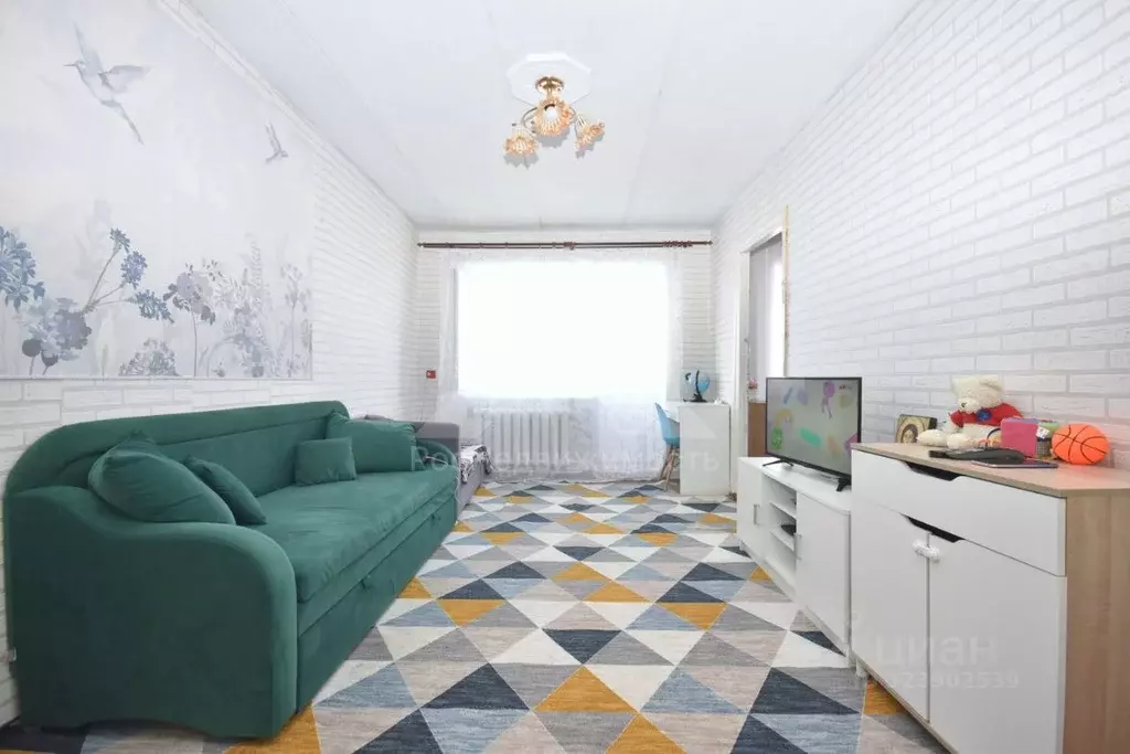 2-к кв. Владимирская область, Кольчугино ул. 50 лет Октября, 3 (43.2 ... - Фото 1