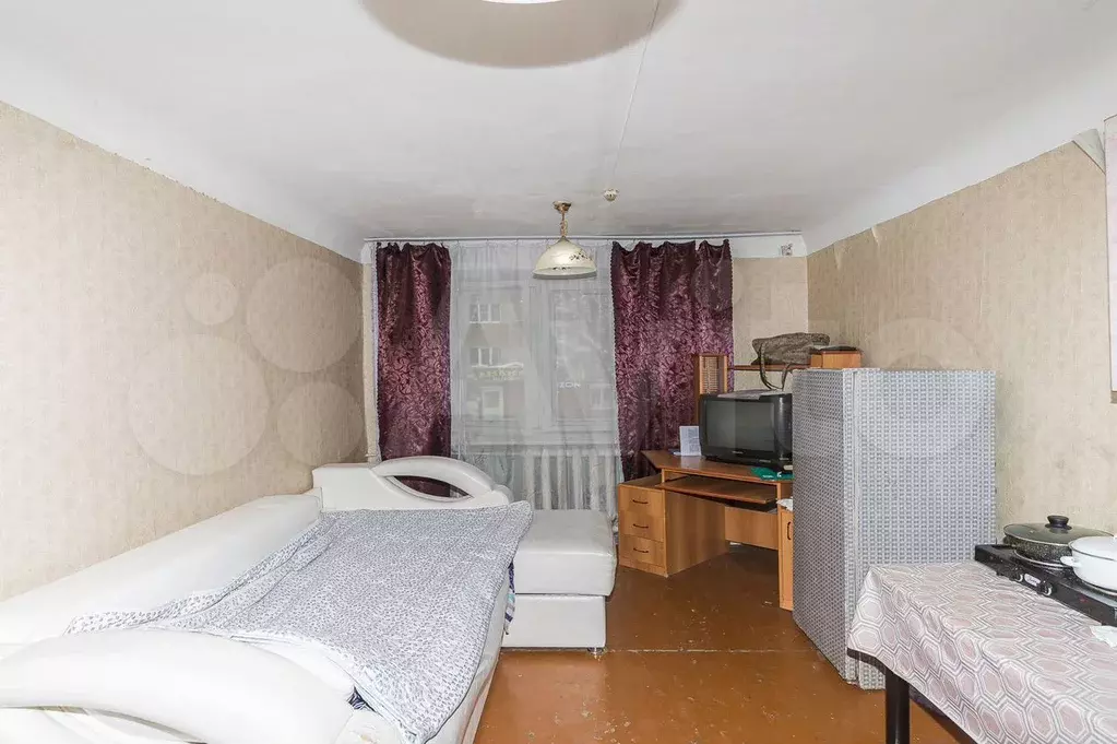 Комната 18 м в 5-к., 2/5 эт. - Фото 0