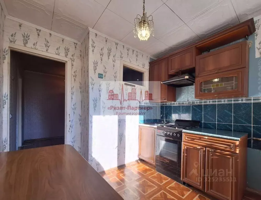 1-к кв. Саратовская область, Саратов просп. Строителей, 82 (30.4 м) - Фото 2