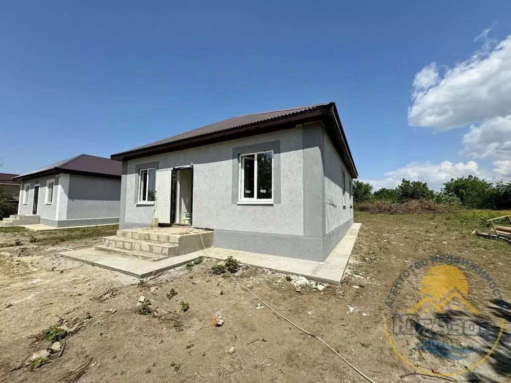 Дом в Краснодарский край, Темрюк Автомобилист СОТ, ул. Ореховая (90 м) - Фото 0