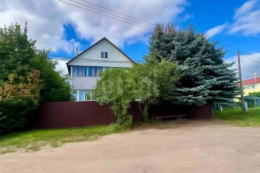 Дом в Мордовия, Саранск Чернобыльская ул., 21 (100 м) - Фото 1