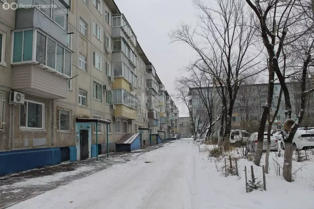 3-комнатная квартира: Благовещенск, 2-й микрорайон, улица Кантемирова, ... - Фото 1