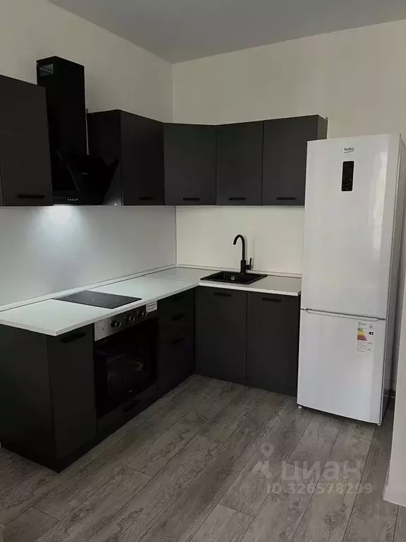 1-к кв. Тюменская область, Тюмень ул. Малыгина, 90 (54.0 м) - Фото 0