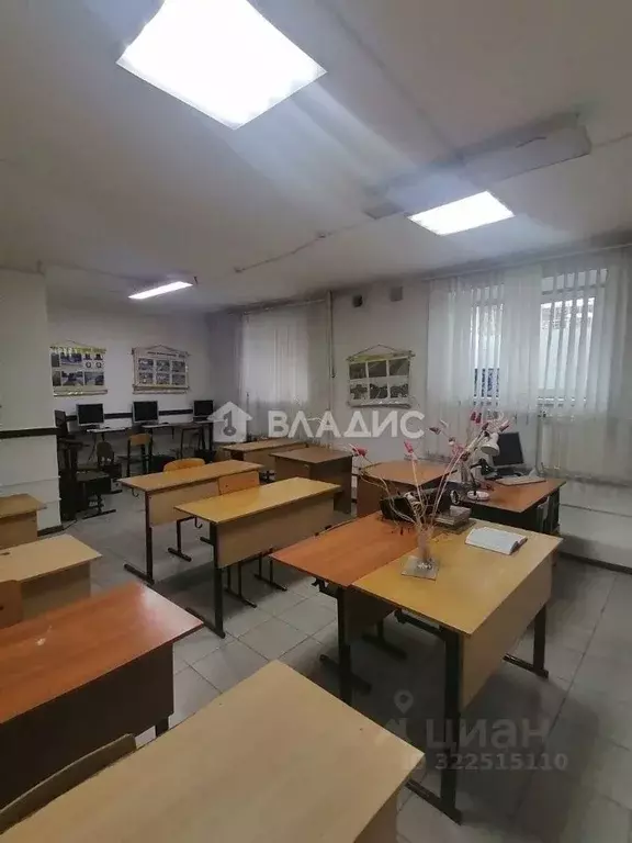 Помещение свободного назначения в Бурятия, Улан-Удэ ул. Трубачеева, 71 ... - Фото 1