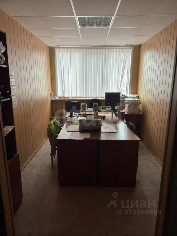 Помещение свободного назначения в Саратовская область, Калининск ул. ... - Фото 1