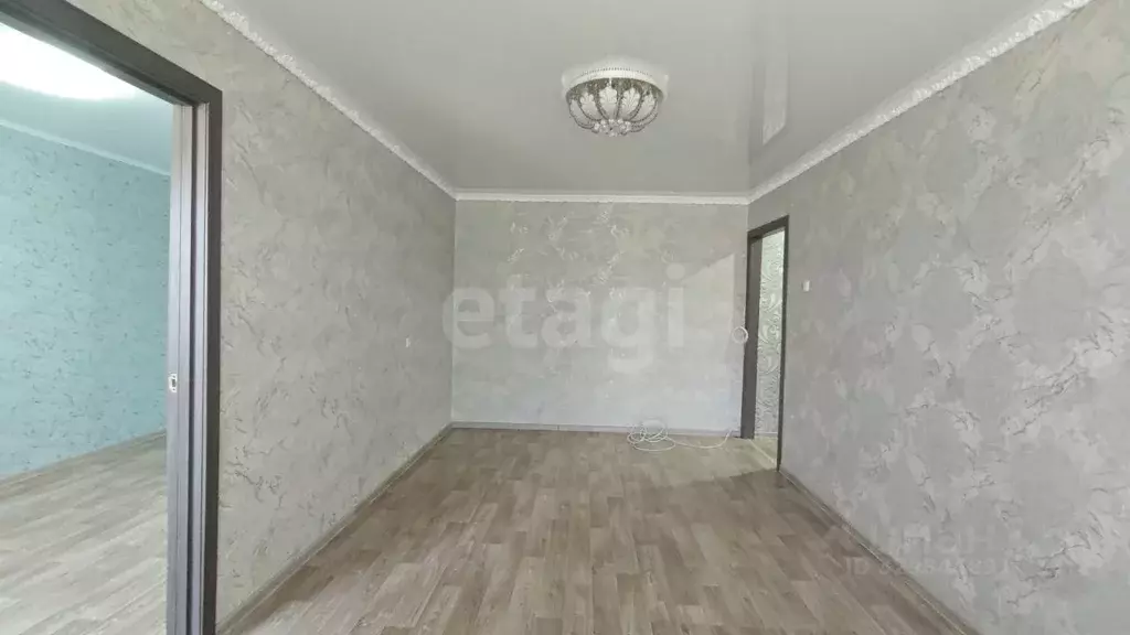 3-к кв. Башкортостан, Ишимбай ул. Чкалова, 1 (57.2 м) - Фото 1