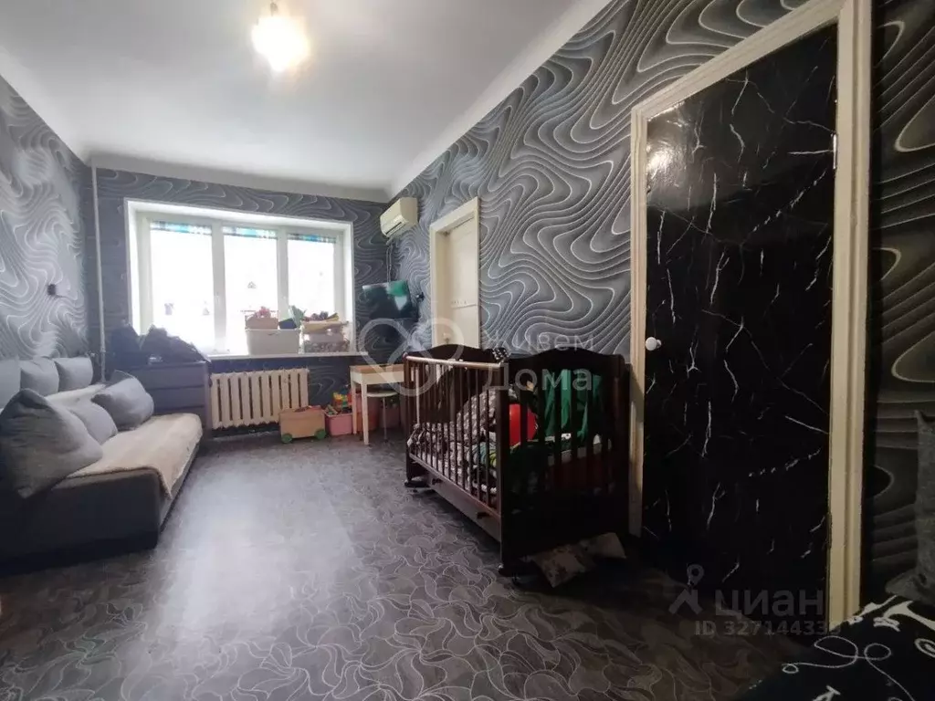 3-к кв. Волгоградская область, Волгоград ул. Таращанцев, 4 (41.6 м) - Фото 1