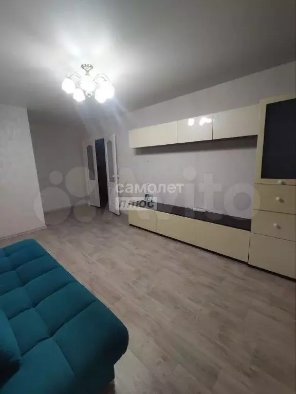 3-к. квартира, 76,9 м, 1/9 эт. - Фото 0