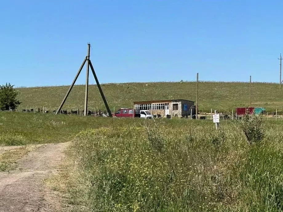 Участок в Крым, Симферопольский район, с. Урожайное ул. Подгорная, 1 ... - Фото 0