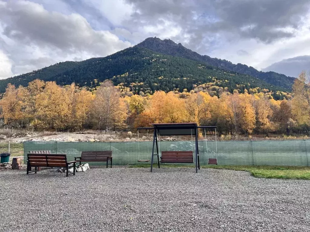 Дом в Карачаево-Черкесия, Теберда Карачаевский городской округ, ул. ... - Фото 2