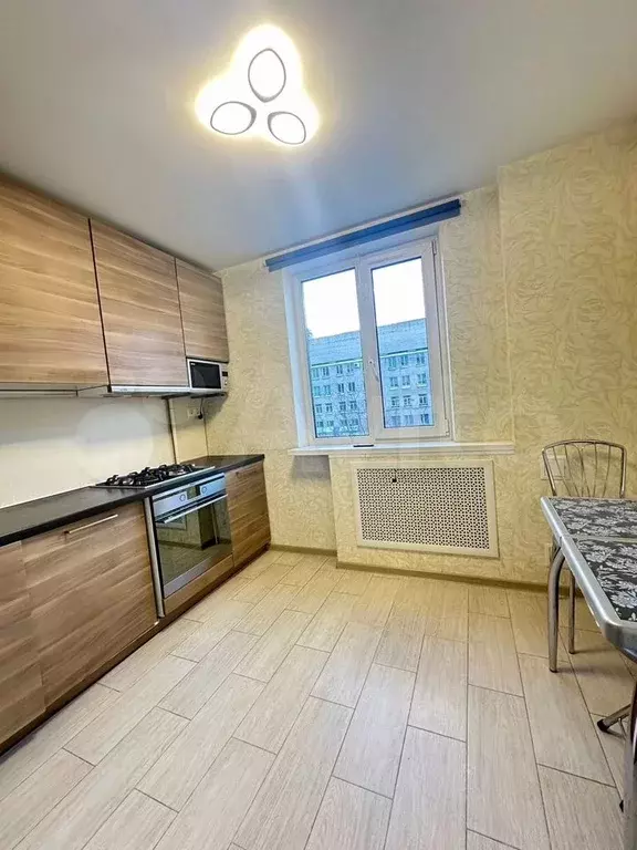 2-к. квартира, 53 м, 3/9 эт. - Фото 0
