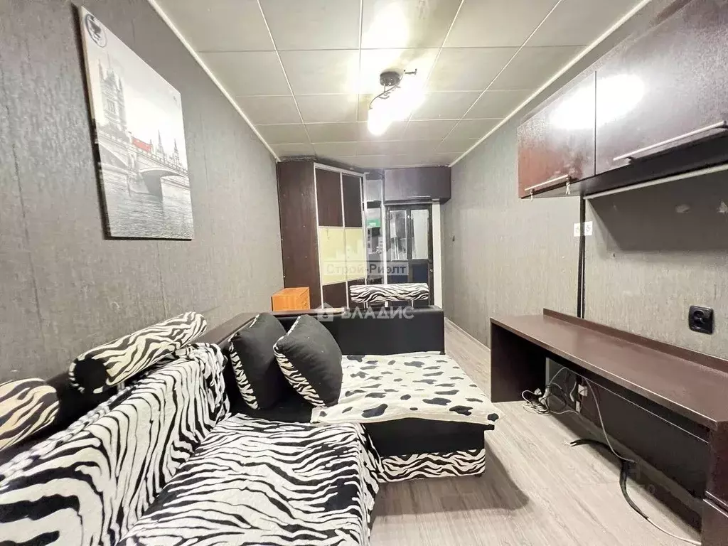 3-к кв. Крым, Керчь ул. Горького, 19 (58.7 м) - Фото 1