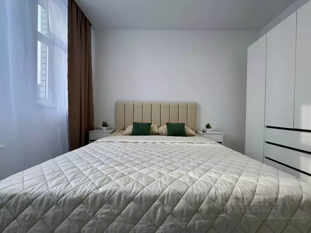 1-к кв. Тюменская область, Тюмень ул. Тимофея Чаркова, 87 (45.0 м) - Фото 1