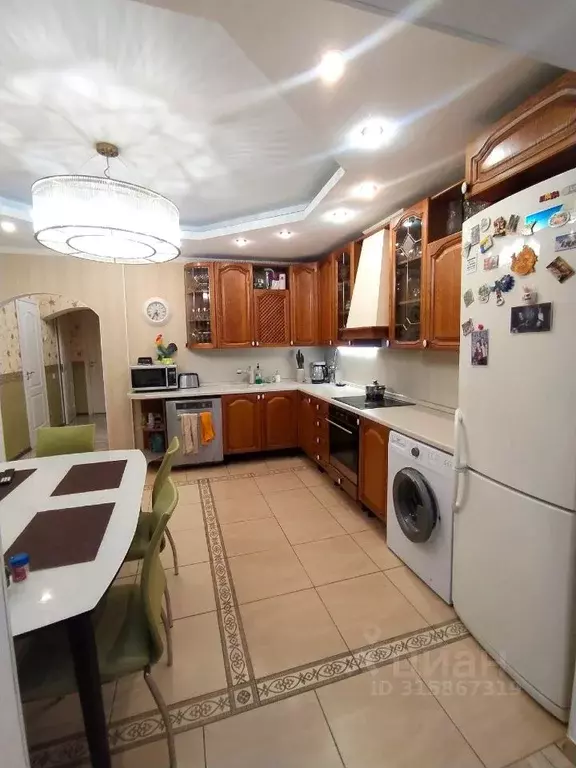 2-к кв. Коми, Сыктывкар ул. Орджоникидзе, 4 (67.9 м) - Фото 0