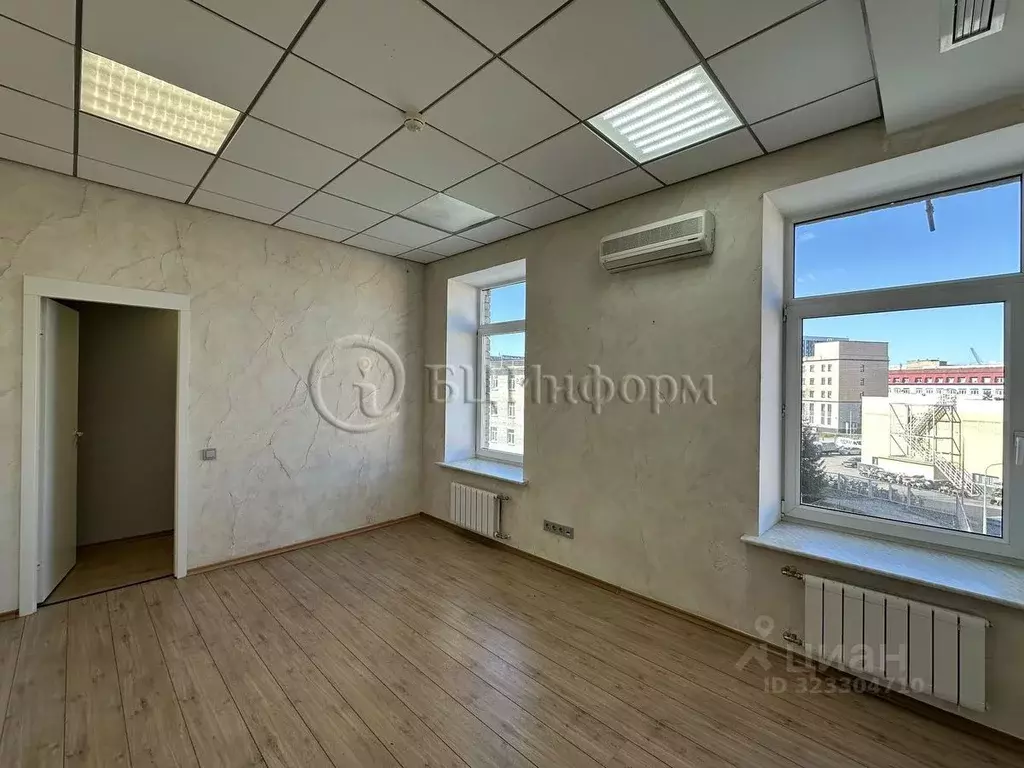 Офис в Санкт-Петербург Уральская ул., 10к1Б (179 м) - Фото 1